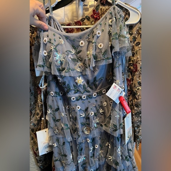 Mac Duggal 9069 NWT Embellished Off Shoulder Tiered Dress - Picture 5 of 6